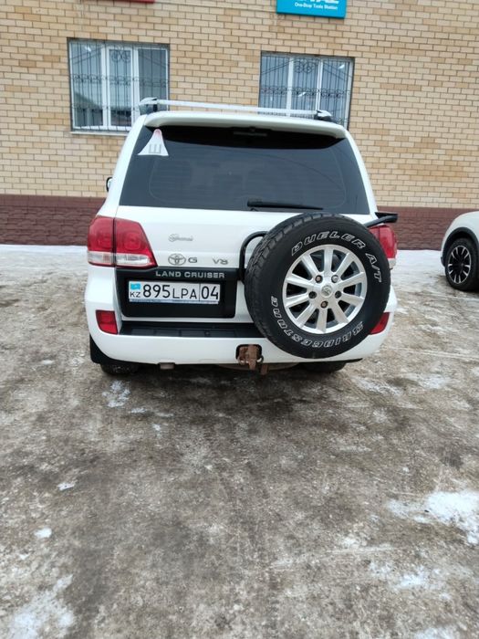 Продам автомашину Toyota Land Cruiser