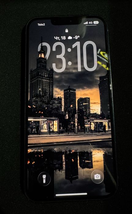 Продам Айфон 14