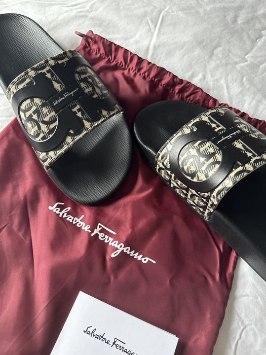 Ferragamo Slides