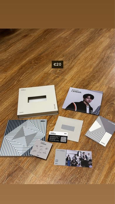 K-Pop албуми + картички