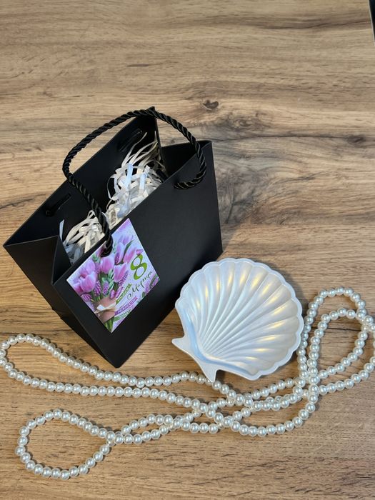 Подарок на 8 марта