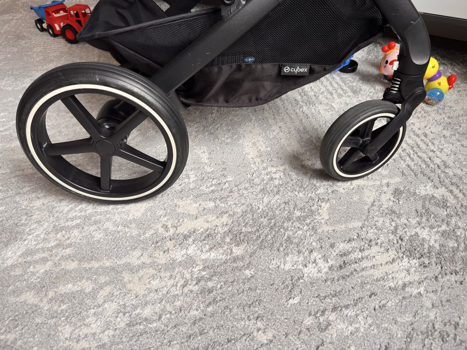 Cybex balios s прогулочная коляска