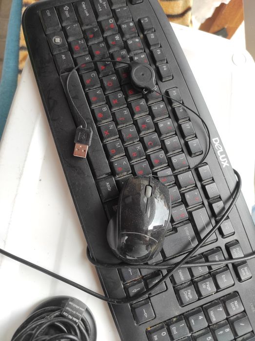 Аксесоари за компютър.мишка