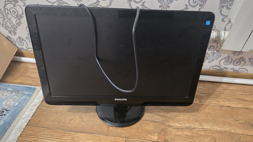 Монитор 22" Philips 224E / Full HD / Отличное состояние