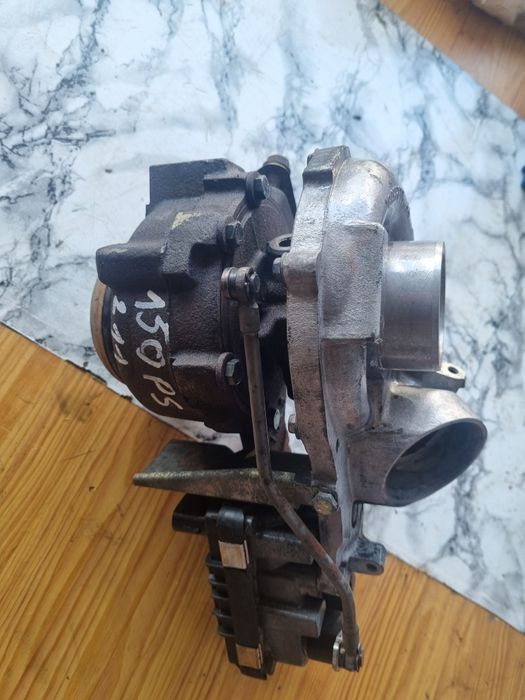 Vând turbină mercedes w 211 150 ps