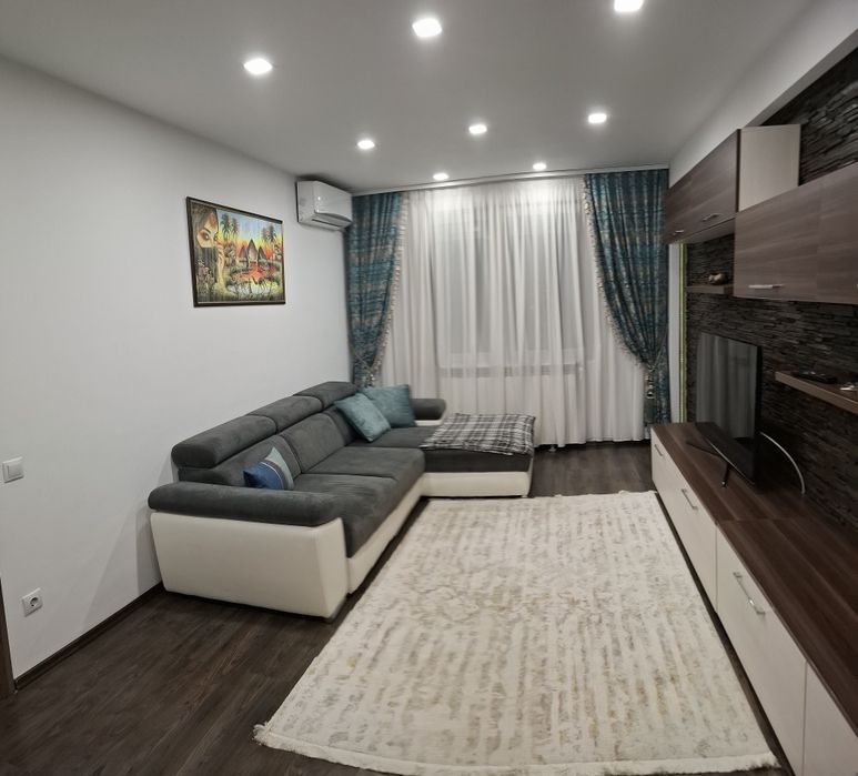 Inchiriez apartament Piata Rahova, Str Soldat vasile Croitoru