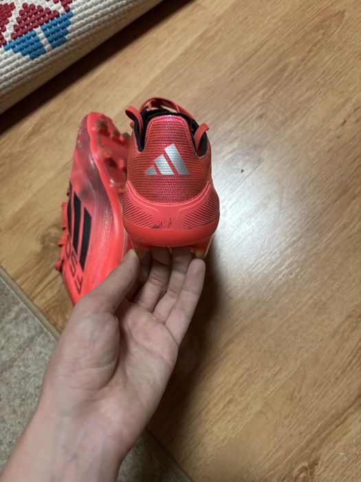 Бутонки F50 red pro