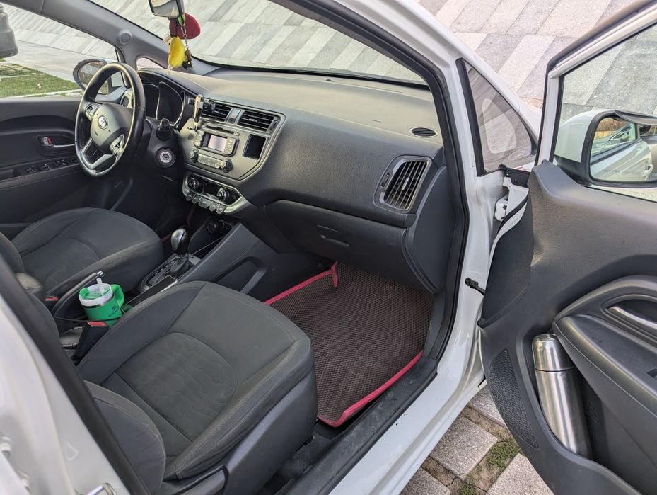KIA Rio 1,4AT 2014. В нормальном состоянии.