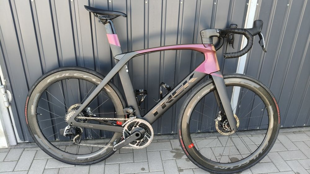Trek madone project one SRAM red powermeter 2x12 carbon