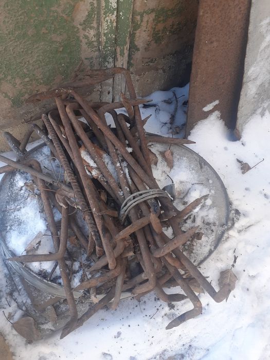 Скобы для строительства деревянных конструкций