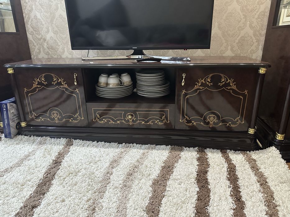 Горка гарнитур в гостинную