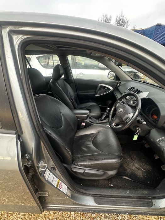 Toyota RAV 4  2.2D4D