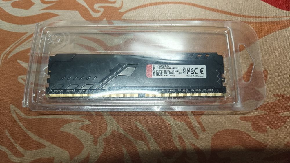 Memorie RAM DDR4 16GB 3200MHz