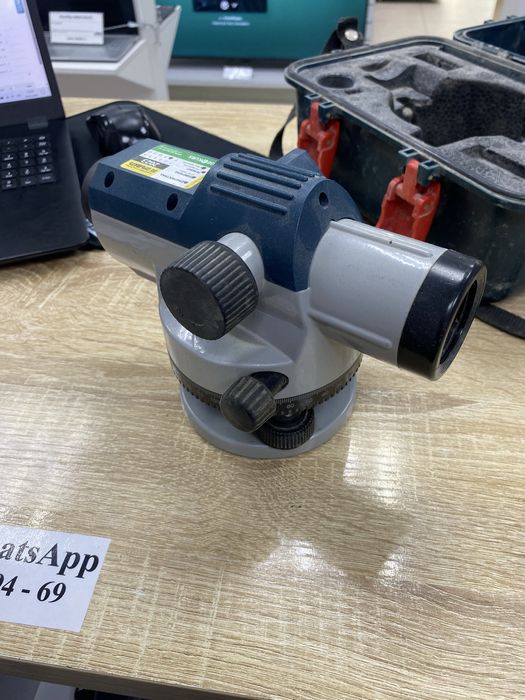Нивелир Bosch GOL 26D (ТМ79)