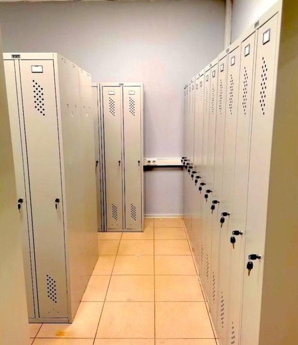 Шкафы универсальные для раздевалок