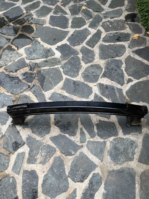 Задна греда оригинална от Шкода Суперб  Skoda Superb  -2014г