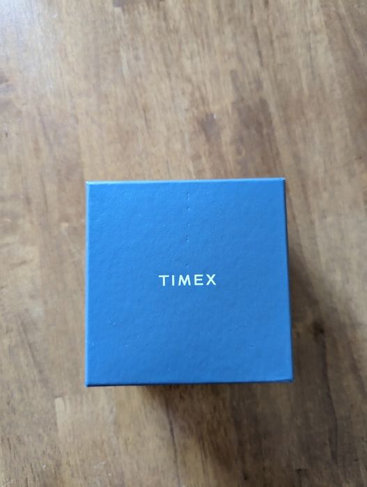 Часы Timex новые