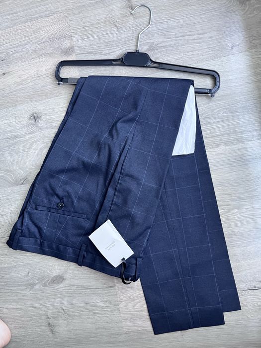 Pantaloni eleganti barbati Mango slim fit, noi cu eticheta