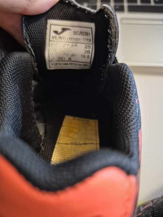 Adidași fotbal negri Joma, 25