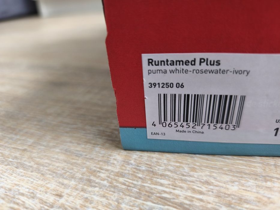 Мъжки маратонки PUMA Runtamed Plus UK9.5