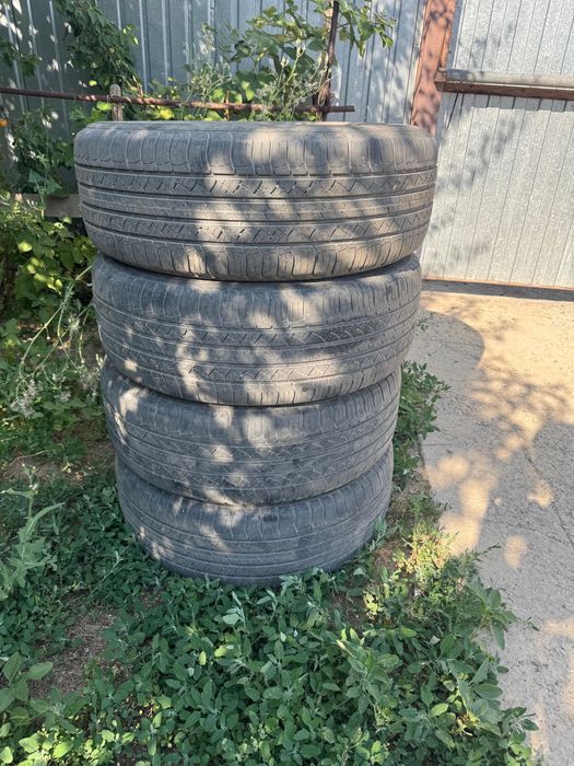 Продам летние шины мишлен р19