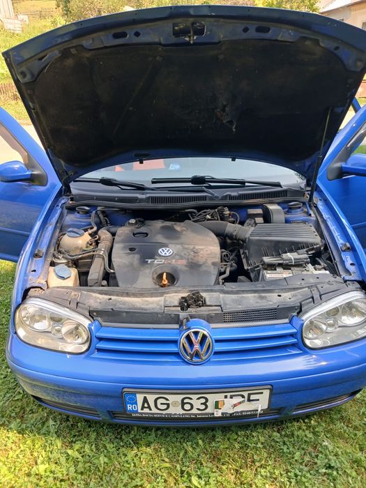 Volkswagen Golf 2001 diesel, 2.102 € — imagine 4