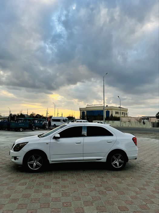 Diska balon sotiladi srochni