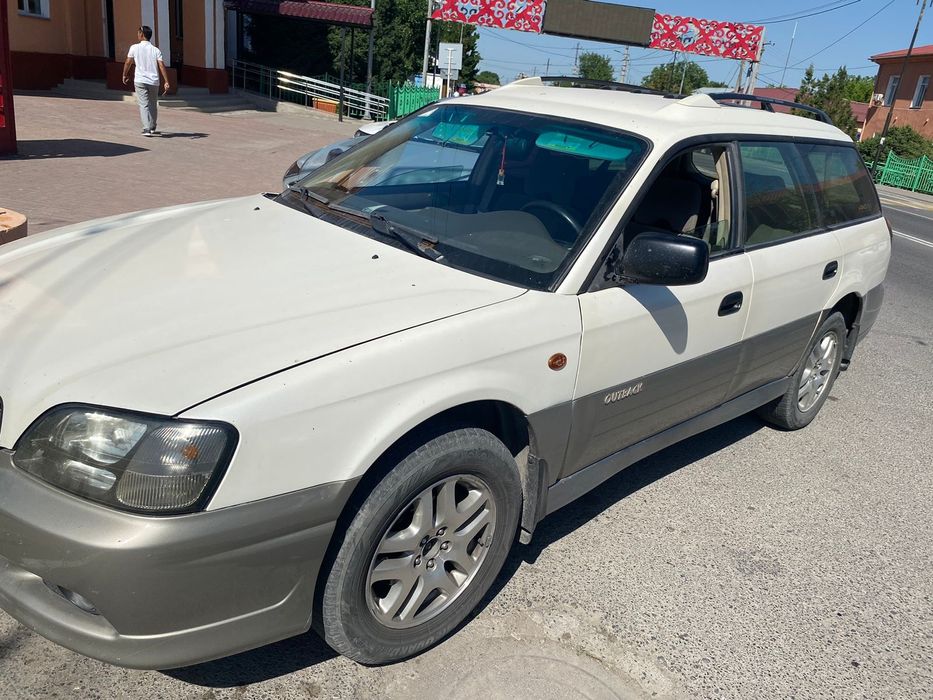SUBARU Outback 2.5л 2002г