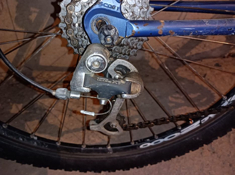 Bicicleta de aluminiu