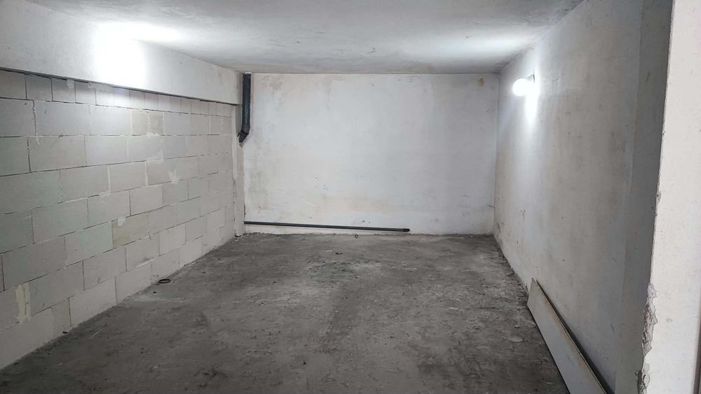 Гараж монолитен 32 кв.м