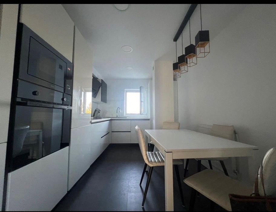 Apartament 3 camere de închiriat – Pasteur, lângă Facultatea de Medicină