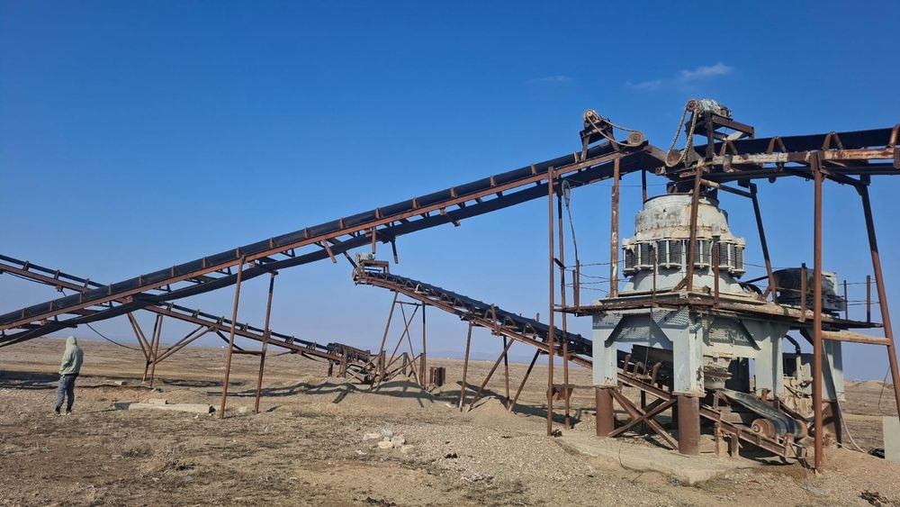 Дробилка, карьер