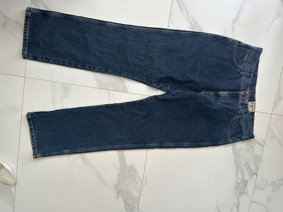 Оригинални мъжки дънки Wrangler най-търсеният размер 36