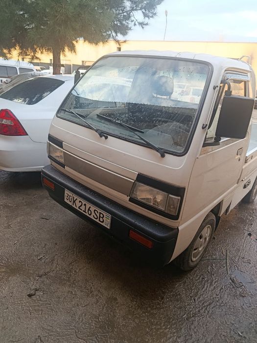 Лабо сотилади йили 2021 йил колганини телефонда габлашамиз