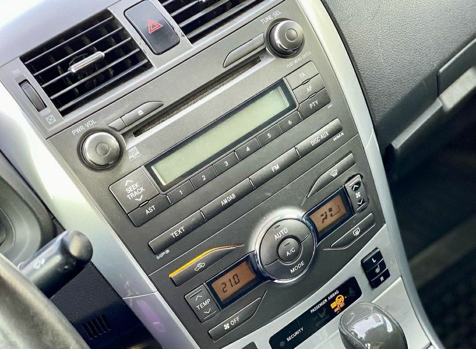 Toyota Carolla 2012 срочно