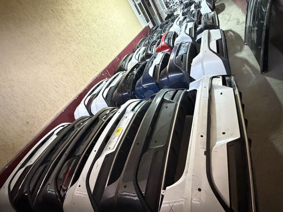 Бампер Киа Хундай оригинал Кореа