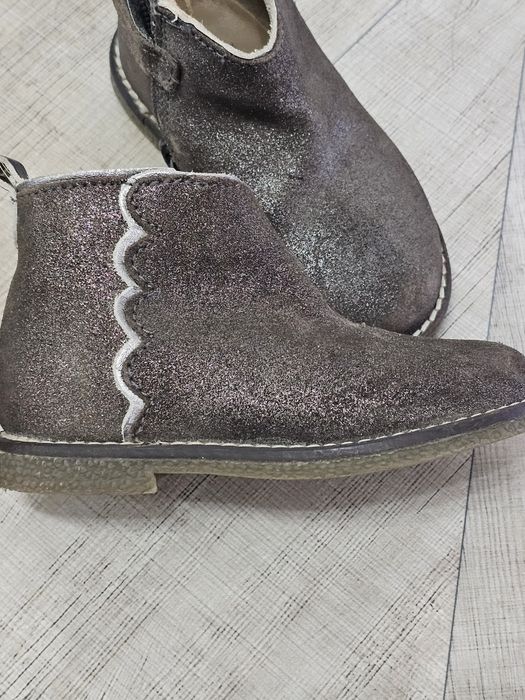 жетский аяқкиімдер