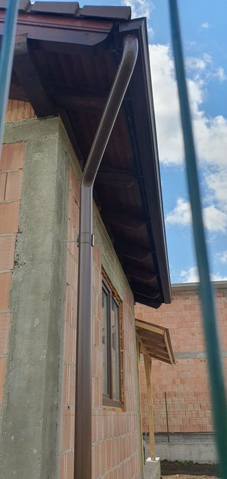 Jgheaburi și burlane dintr-o bucata fără îmbinari aluminiu gri /maro