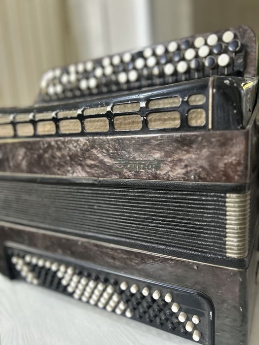 Баян аспабы сатылады.