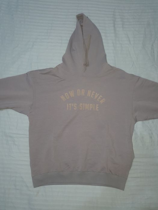 Худи с капюшоном от бренда Just EST.2010