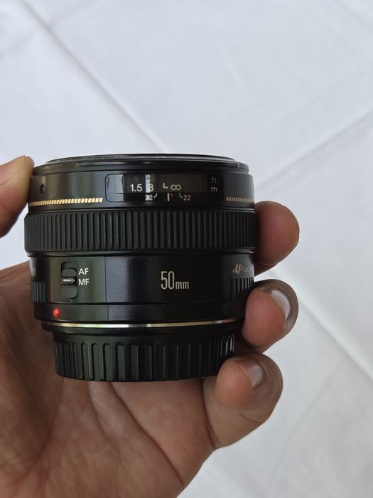 Canon EF 50mm f/1.4 USM