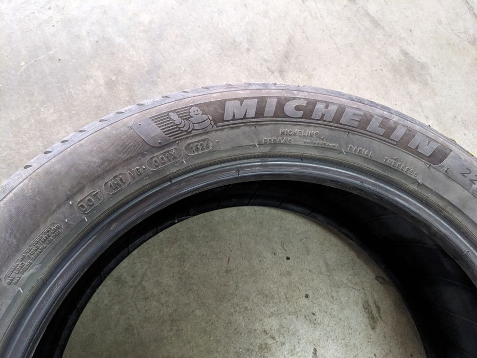 Гуми 225 50 19  Michline