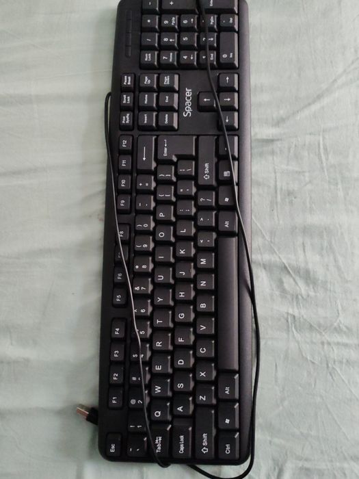 Tastatura Spacer