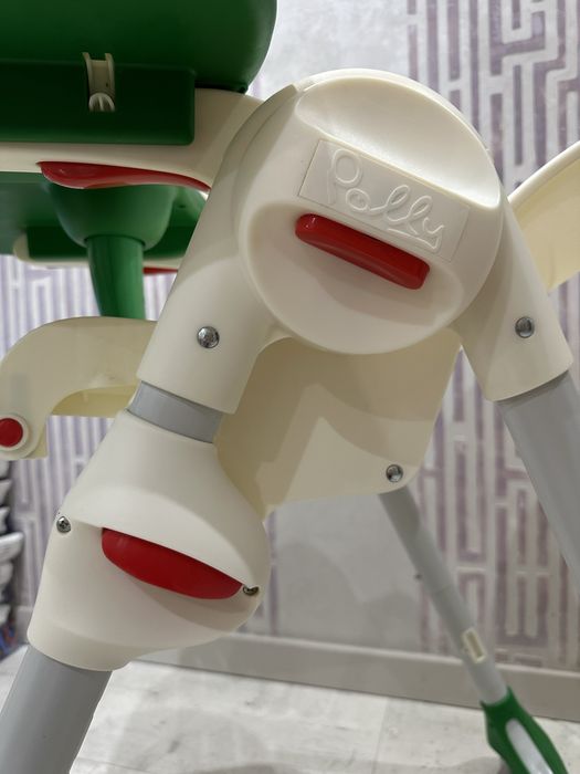 Детский стульчик для кормления