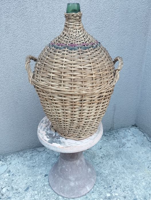 Плетена дамаджана 50 литра