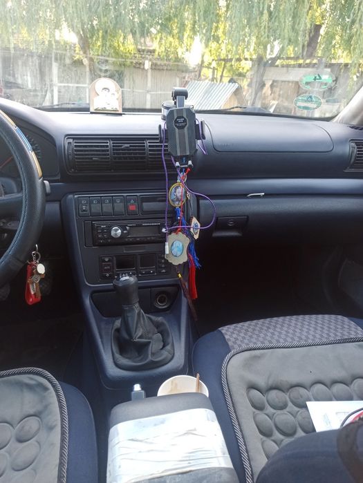AUDI A4 Avant 1999 — imagine 5