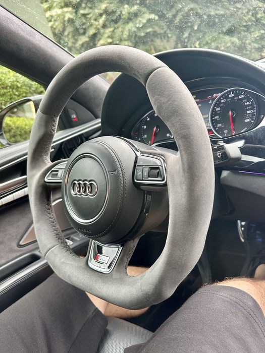 Волан за Audi S8