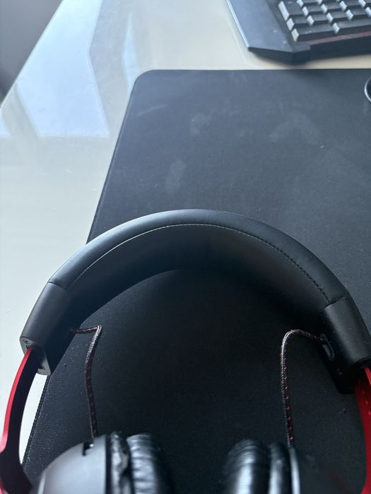 Căști Gaming HyperX Cloud III Wireless (Doar căștile, fără stick USB/microfon)