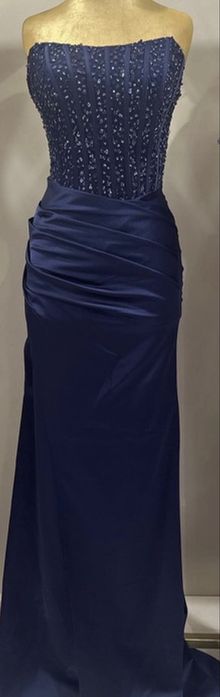 дълга рокля за бала