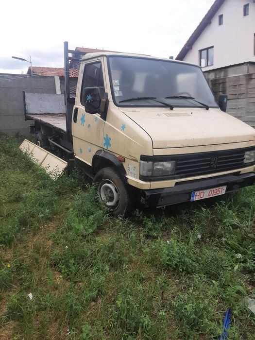 Vînd urgent carosata sau schimb cu 7 locuri